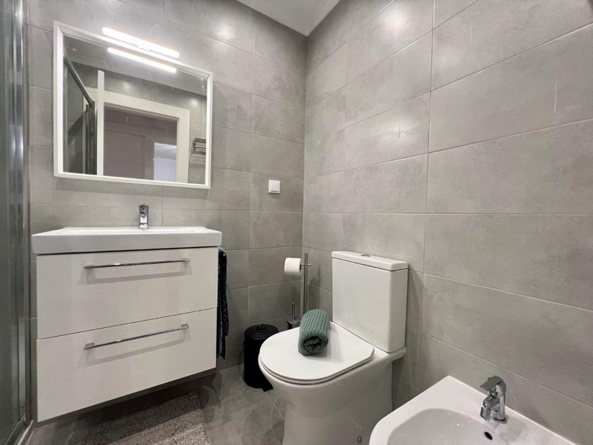 Apartamento Armacao De Pera Brightness 2 With Pool By Homing Exterior foto